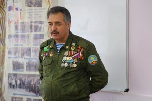 Астраханские патриоты продолжают проводить уроки мужества и патриотические выставки